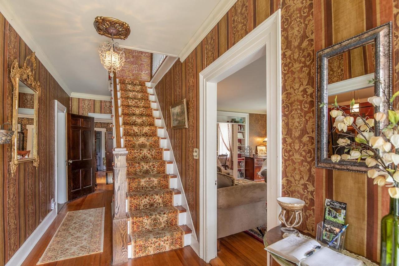 Van Winkle Inn Greenville Bilik gambar